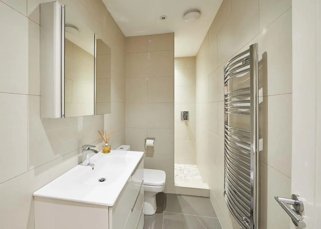 Host & Stay - Lowcross Cottage 기스버러 펜션